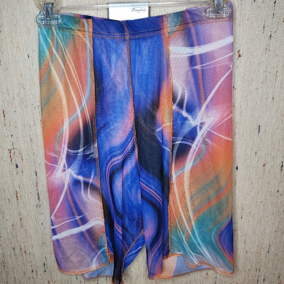 Colorful Mesh Shorts - Picture 2 of 4